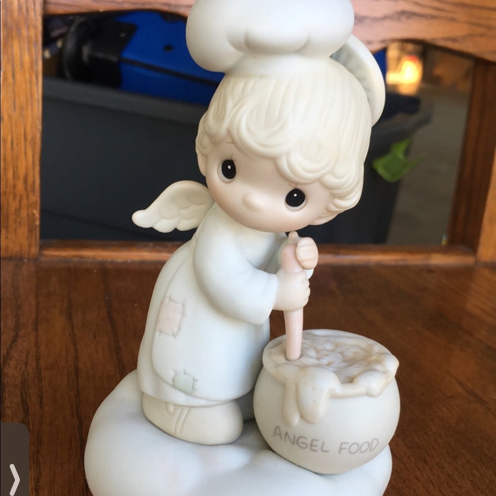 Precious moments taste and see that the lord is good porcelain figurine